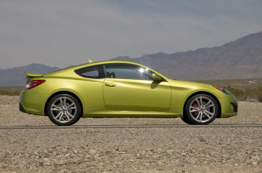  Hyundai Genesis Coupe 2010 года  (фото 88 из 300)